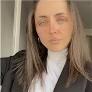 Graduada en Geografía y Ordenación del Territorio, con Posgrado en Geoinformática, con conocimientos altos en Informática. Primaria y ESO. Puedo dar clases en A Coruña ciudad.